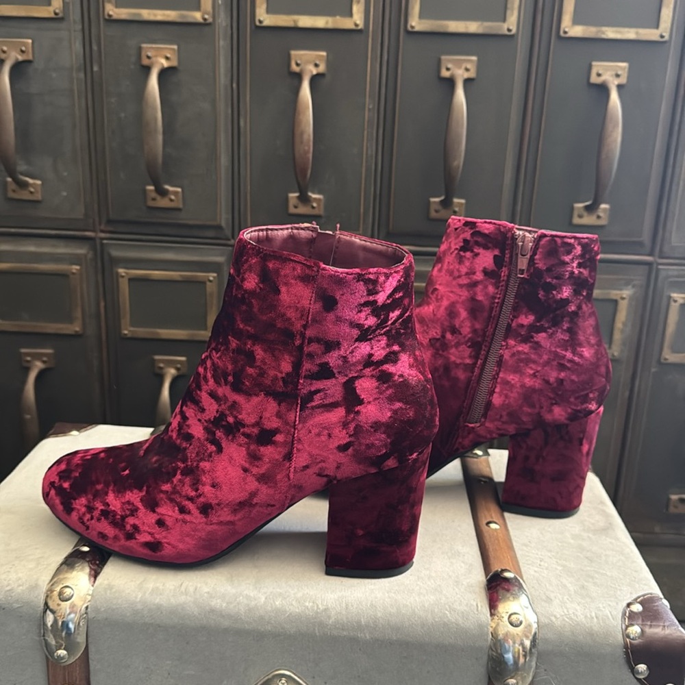 Room of Fashion Crushed Velvet boots - Picture 4 of 6